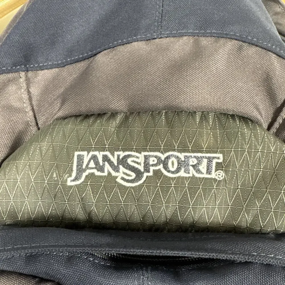 Jansport multi compartment